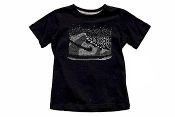 Nike Boy's Cotton Contrast Dots Sneaker Short Sleeve T-Shirt