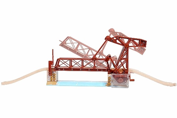  Melissa & Doug Wooden Over The River Drawbridge Train Track Toy Set Age 3+ 