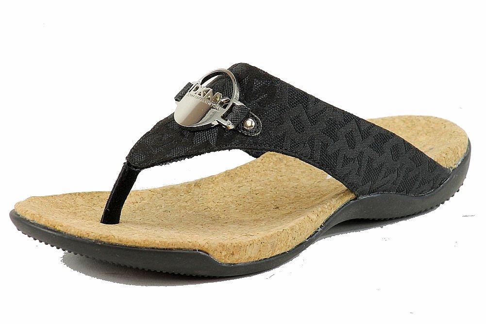 Donna Karan DKNY Women's Bianca Token Fashion Flip Flop Sandal Shoes ...