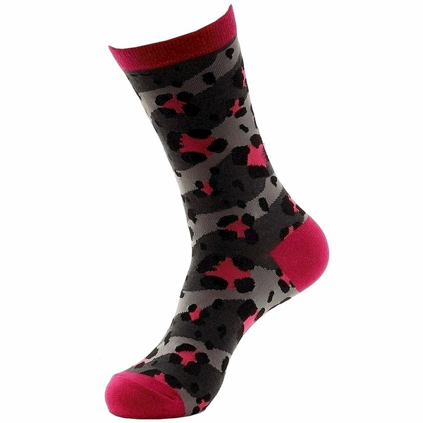  Betsey Johnson Women's Lucky Leopard Casual Socks 