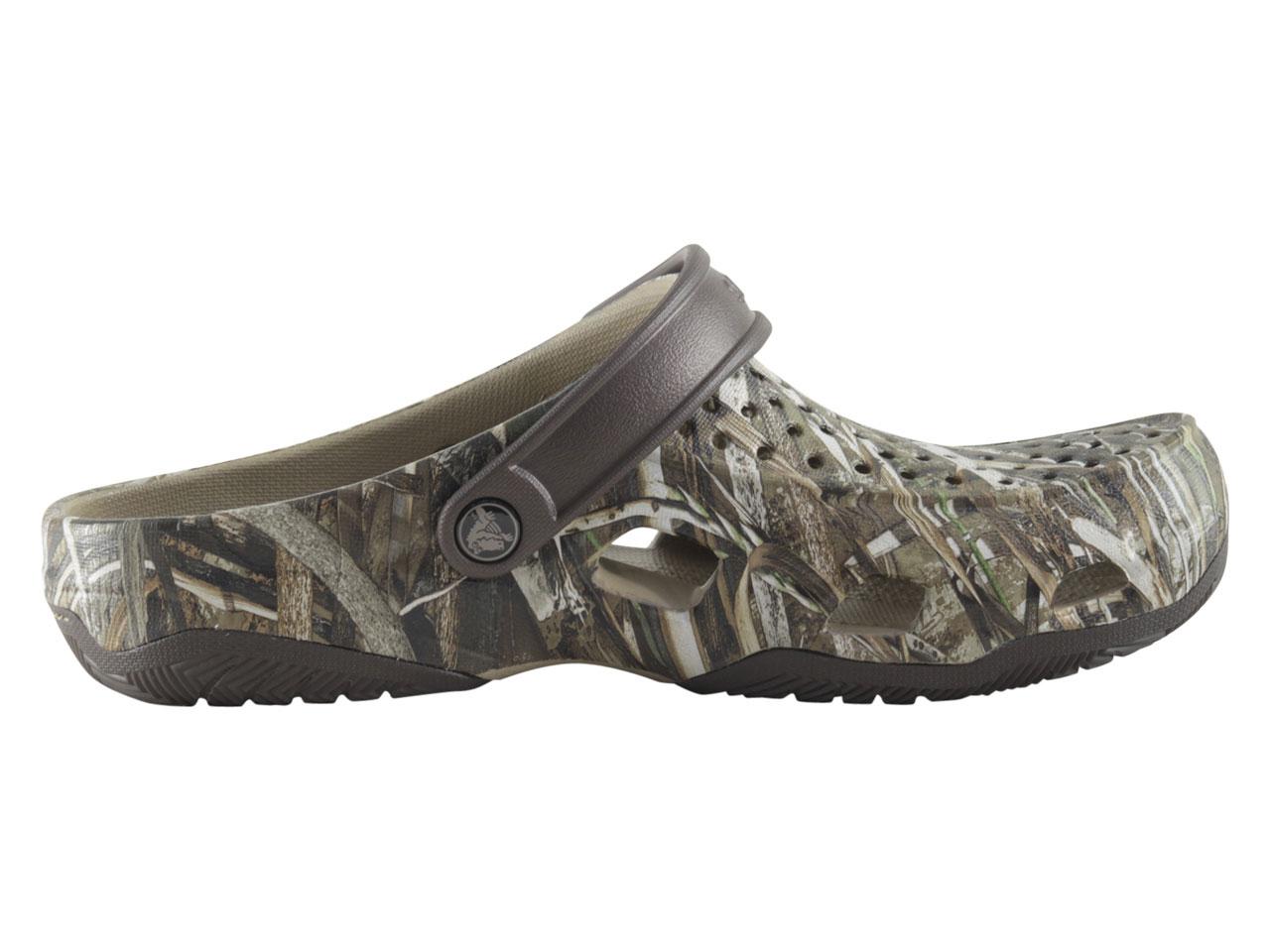Crocs Men's Swiftwater Deck Realtree Max-5 Clogs Sandals Shoes | JoyLot.com