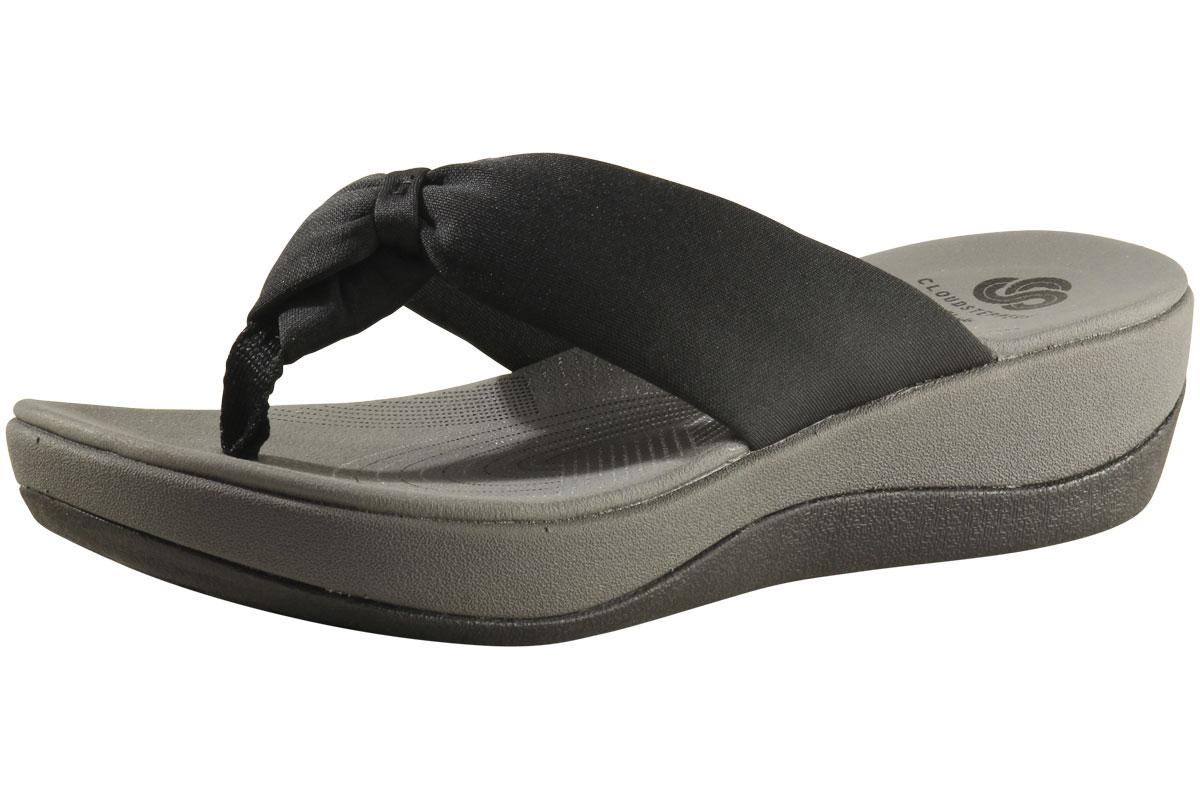 arla glison flip flops